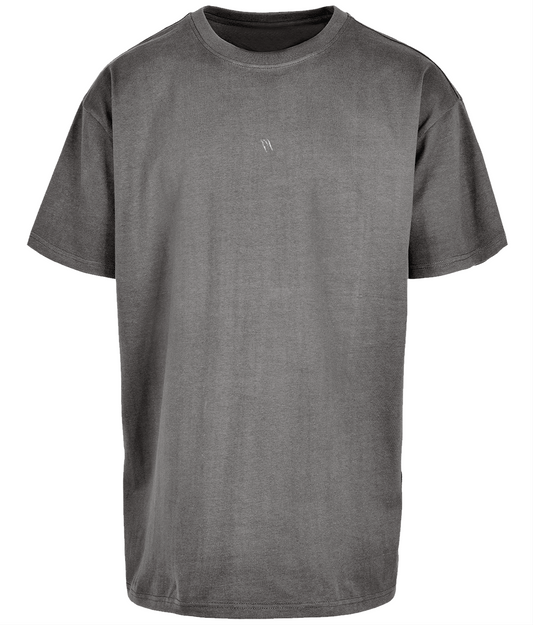 Oversized tee wht world beast 2.1