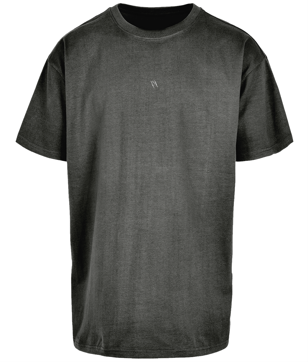 Oversized tee wht world beast 2.1
